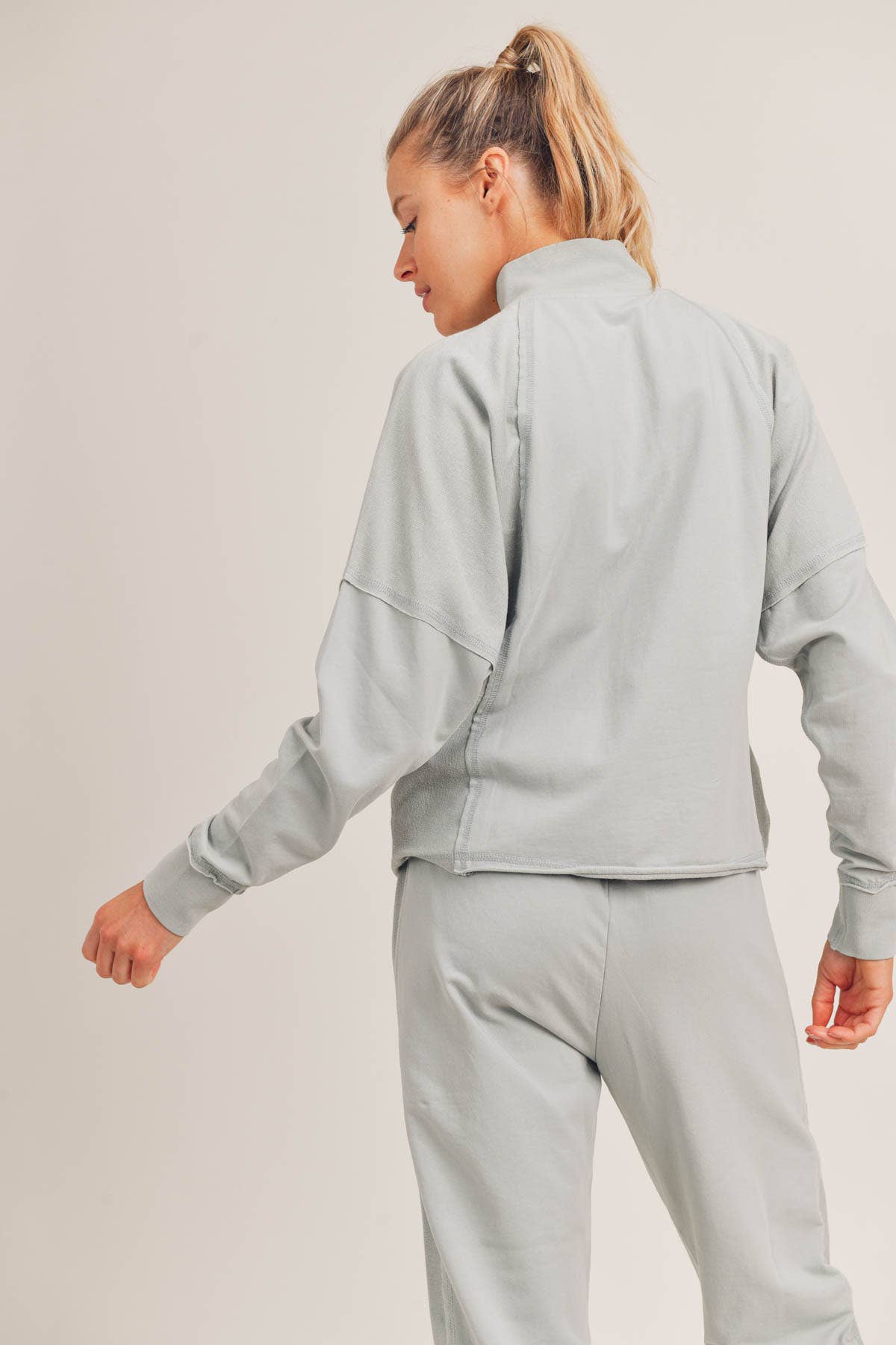 aa83697fbd478c2f46f1ab8dd8a46b4456f06815d24c57666d2938c433d4c064